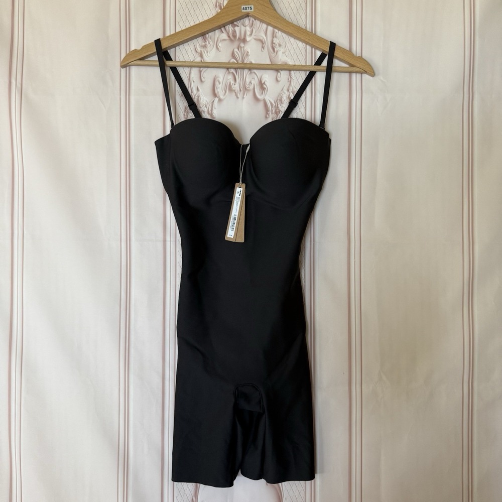 SKIMS Body CS Underwire Mid Thigh Bodysuit Size Small Onyx Black NWT $138
